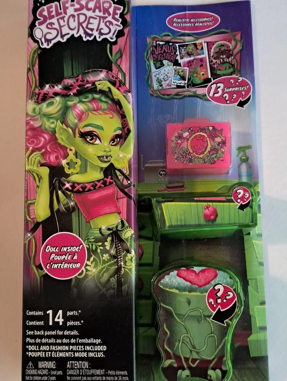 Monster High Venus FlyTrap Self-Scare Secrets, NIB, Pink and Green